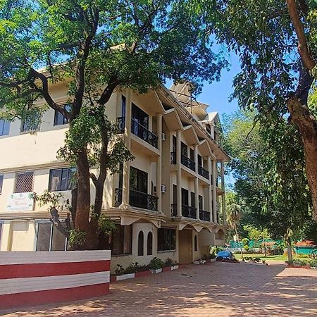 Jewel Resort Lonavala Extérieur photo